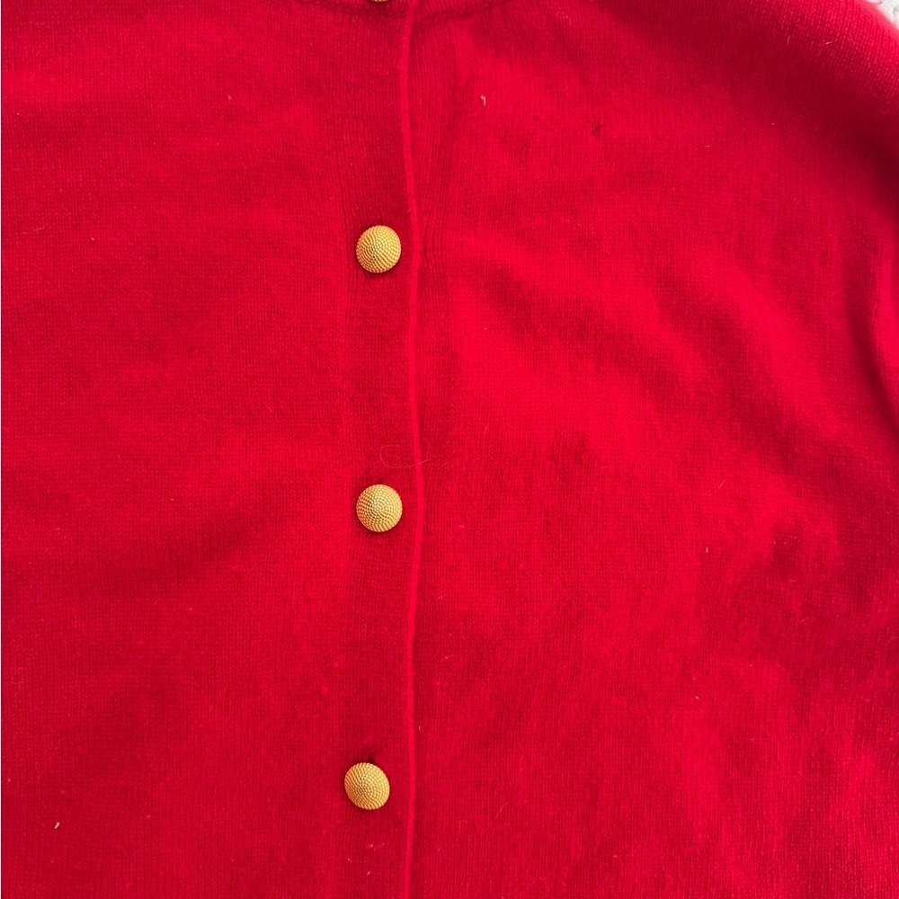 Saks Fifth Avenue 100% Cashmere Vintage Red Cardigan with Gold Buttons Size S - Picture 3 of 5